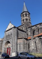 Riom, Saint Amable Kirche, Haupt- und Querschiff erbaut im 12.