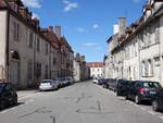 Auxonne, Huser und Hotel Jean de la Croix in der Rue Carnot (01.07.2022)