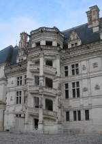 Schloss Blois:  Ansicht auf den Treppenturm des Flgel  von Franz dem 1.