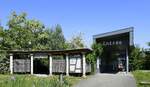 Ungersheim im Oberelsa, der Haupteingang zum ECO-Museum Elsa, das grte Freilichtmuseum in Frankreich zeigt in einer parkhnlichen Landschaft 80 Gebude aus dem