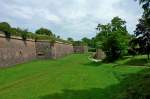 Neubreisach, die Festung mit den Verteidigungsanlagen gehrt seit 2008 zum UNESCO-Weltkulturerbe, Juni 2012