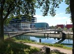 Straburg, Fugngerbrcke ber das Bassin Dusuzeau zum neuen Viertel Fronts Neudorf, Juli 2016