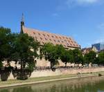 Straburg, die katholische Johanniskirche, die gotische Klosterkirche wurde 1477 erbaut, Juli 2016