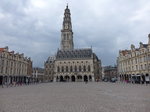 Arras, gotisches Rathaus mit Belfried am Place des Heros, erbaut von 1462 bis 1572 (15.05.2016)