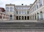 Hazebrouck, Rathaus am Grand Place, erbaut von 1806 bis 1820 (14.05.2016)