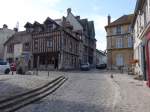 Moret-sur-Loing, Place Royal (19.07.2015)