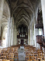 Magny-en-Vexin, Innenraum der Kirche Notre-Dame-de-la-Nativit (16.07.2016)