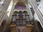 Mantes-la-Jolie, Orgelempore in der Kirche Notre-Dame (15.07.2016)