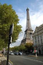 Der Eiffelturm am 03.10.08 vom Quai Branly/Bir Hakeim