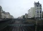 Die Zufahrtsgleise zum Pariser Bahnhof Saint Lazare verlaufen in einem tiefen Einschnitt mitten durch das Wohngebiet im 8.