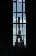 Blick aus dem Muse de l'Architecture auf den Eiffelturm (Juli 2009)