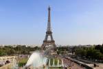 Der Eiffelturm, das Wahrzeichen von Paris.