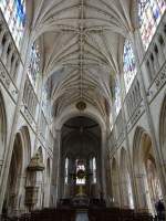 Alencon, Mittelschiff der Kirche Notre-Dame d´Alencon (17.07.2015)