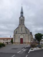 Massais, Pfarrkirche St.