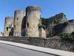 Chteau de Villandraut, die Burg wurde von Bertrand de Goth erbaut, als er unter dem Namen Clement V zum Papst gewhlt wurde, 14.