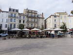 Beziers, Gebude am Place des Trois-Six in der Altstadt (29.09.2017)