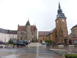 Bouloire, Chateau und Kirche Saint-Georges am Place du Chateau, Schloss erbaut im 15.