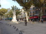 Aix-en-Provence, Denkmal am Cours Mirabeau in der Altstadt (26.09.2017)