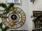 STERNZEICHEN-UHR in der Engen Gasse zu Steyr; 120606