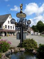 Schnwald im Schwarzwald, Wirtshausschild  Kurhaus Viktoria , Aug.2014