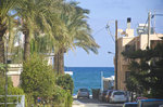 Gasse in Platanias an der Nordkste Kretas.