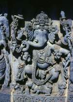 Detailaufnahme vom Hoysaleshwara-Tempel in Halebid bed Hassan.