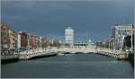 Brcken ber dem River Liffey prgen das Stadtbild von Dublin.