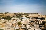 Die Altstadt in Jerusalem von einem Aussichtspunkt an der HaKardo-Gasse aus gesehen.