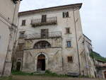Fossa, Ruine des Palazzo Bonanni an der Piazza Belvedere (26.05.2022)