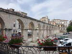 Sulmona, Aqudukt aus 21 Spitzbgen, erbaut im 13.