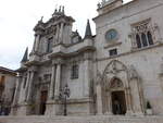 Sulmona, Pfarrkirche Santa Maria Annunziata, ehemals Sitz einer 1320 gegrndeten Bruderschaft Confraternita della Penitenza, Kirche nach Erdbeben 1710 erneuert (26.05.2022)