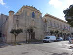 Casarano, Pfarrkirche San Domenico und Palazzo Municipale an der Piazza San Domenico (02.03.2023)