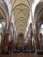Bologna, Innenraum der San Petronio Kirche, Baumeister Antonio di Vincenzo (31.10.2017)