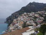 Ausblick auf den Ort Positano an der Amalfikste (25.02.2023)