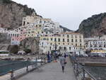 Amalfi, Ausblick vom Hafen auf die Altstadt (25.02.2023)