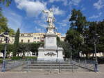 Caserta, Denkmal fr Luigi Vanvitelli an der Piazza Vanvitelli (24.09.2022)