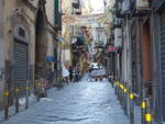 Neapel, Blick in die Via Solitaria im Viertel San Ferdinando (22.09.2022)