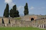 Blick ber das das Stadion von Pompeji zum groen Theater; 29.03.2008