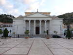 Terracina, Pfarrkirche San Salvatore an der Piazza Giuseppe Garibaldi (21.09.2022)