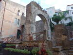 Terracina, Arco Quadrifronte in der Via Salita Annunziata (21.09.2022)