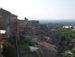 Caprarola, Ausblick vom Palazzo Farnese auf die Altstadt (24.05.2022)