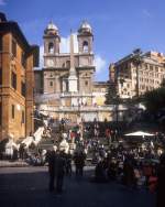 Roma / Rom: Piazza di Spagna / Scalinata della Trinit dei Monti ( Spanische Treppe ) / (die Kirche) Trinit dei Monti im Februar 1995.