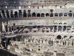 Innenaufnahme des  Kolosseums in Rom.