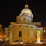 Die im Barockstil erbaute Basilica dei Santi Ambrogio e Carlo al Corso stammt aus dem 17.