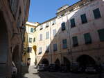 Taggia, Palazzo Lombardi, erbaut 1712 an der Piazza Garibaldi Gastaldi (03.10.2021)