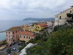 Cervo, Ausblick von der Altstadt auf die Ligurische Kste (03.10.2021)