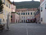 Finalborgo, historische Huser an der Piazza del Tribunale (02.10.2021)