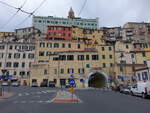 Ventimiglia, Blick von der Piazza Costituente auf die Altstadt (03.10.2021)