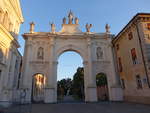 Cherasco, Arco di Belvedere in der Via Vittorio Emanuele II.