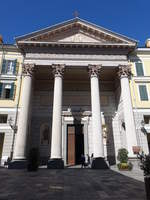 Cuneo, Kathedrale Nostra Signora del Bosco, Via Roma, erbaut bis 1662, klassizistische Fassade von 1865 erbaut durch Antonio Bono (03.10.2018)